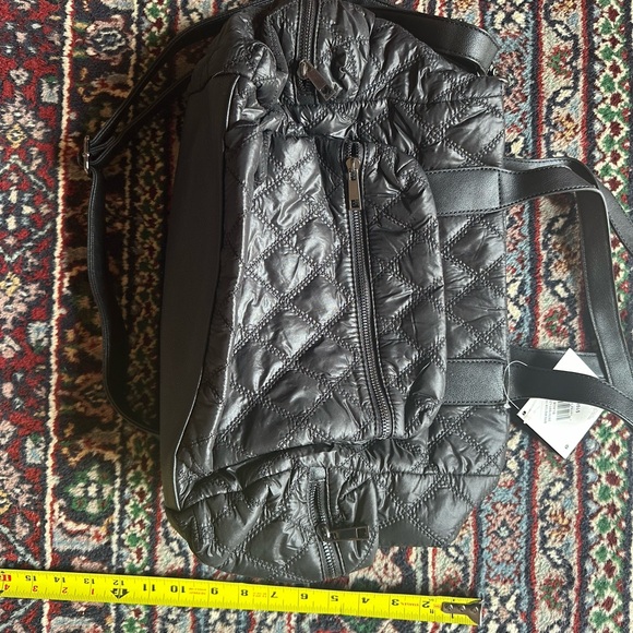 NWT Lulu Sport Brewster Tote Black Quilted Zipper - Picture 10 of 10